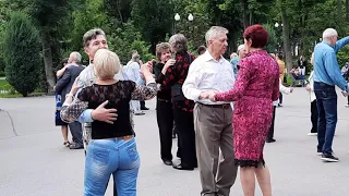 От печали до радости!!!Танцы в парке Горького,Харьков.