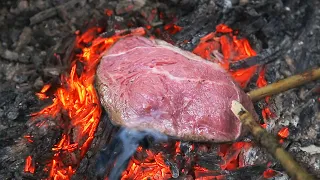 Primitive Cooking - Meat and Chicken on Fire with no Tools