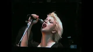 Courtney Love Fuji.Festival. Japan 2004 (Full Show)