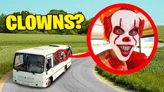 Si tu vois ce bus scolaire rempli de CLOWNS, ne le dépasse pas ! Éloignez-vous VITE !