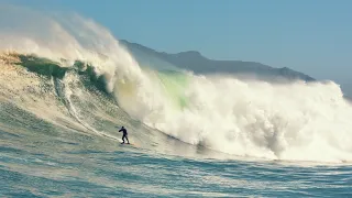 surfing MASSIVE 20ft waves at Sunset / Cape Town