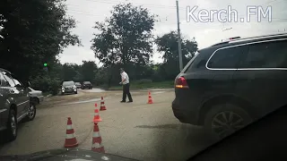 Видео с места аварии со скорой в Керчи