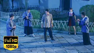 [Kung Fu Movie] The little beggar accidentally lost his memory and discovered peerless martial arts!