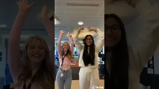 Tanisha Gorey and Harriet Bibby Tiktok dance on set #corrie #coronationstreet