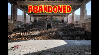 Abandoned Horace Mann High School in Gary Indiana (TORCHED!)