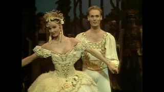 Lisa Pavane  Greg Horsman  Australian Ballet  Coppélia