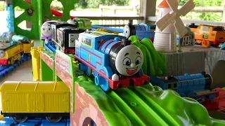 GOGO Thomas Plarail ☆ I played with my good friends Percy and Nia on the adventure course!