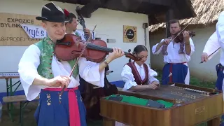 FOLKLORNÍ SOUBORY A MUZIKY v areálu skanzenu, č.2/4 - MFF Strážnice 2023