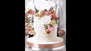 HOW TO MAKE FLOWER CAKE DECORATIONS?