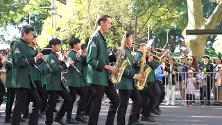 TRINITY GRAMMAR SCHOOL BAND , ANZAC DAY MARCH 2024 , SYDNEY , APRIL 25 .