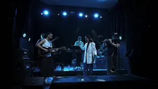 Саша Захарик - Давай потанцуем (live)
