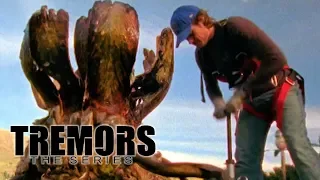 Exterminating Killer Plants | Tremors: The Series