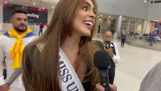 Miss Universe Colombia Camila Avella A su Llegada a Miami con William Duarte