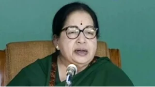 Jayalalithaa promises prohibition in Tamil Nadu if re-elected