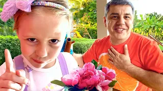 Nastya y papá juegan con juguetes de chocolate | recopilacion de videos para niños