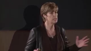 The psychology of communicating effectively in a digital world | Helen Morris-Brown | TEDxSquareMile