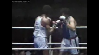 Бокс тяжелый вес Теофило Стивенсон VS Франческо Дамиани (любительский бокс).
