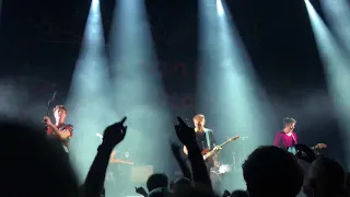 Franz Ferdinand - Take me out live 03-09-2018 Doornroosje