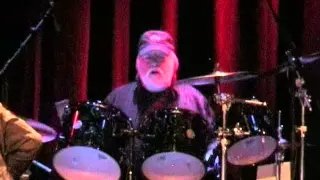 Ronnie Tutt - Drum solo - 2013