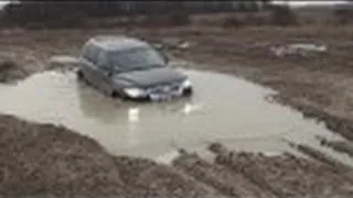 VW Touareg in Milovice military/tank training area