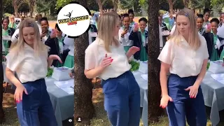 White South African teacher goes viral because of her Amapiano dance moves😍🔥🔥🔥🔥.