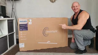 Philips OLED 800 (807) Series with Ambilight. unboxing, setup & demo!