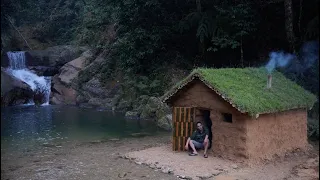 FULL VIDEO: 30 days of building a house with stone and clay and a Fireplace, survival skills