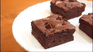 The brownies melt in your mouth, very easy and fast | SweetTreats