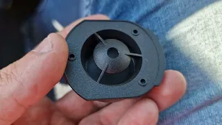 How to replace the tweeters on a Renault Twingo CN0