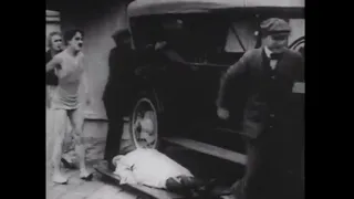 Charlie Chaplin - Drowning and rescuing scene from 'The Adventurer' (1917)