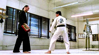 Daniel-san si allena al dojo Cobra Kai | Karate Kid 3 | Clip in Italiano