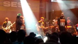 Emicida - A cada vento - Ao vivo Sesc Pompeia (Part. Rael da Rima).MPG