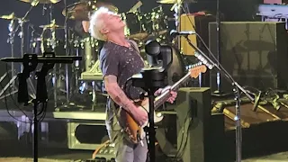 @pearljam playing "Even Flow" with extended Mike McCready solo - Sept. 3, 2022, Ottawa, ON