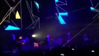 New Order - Bizarre Love Triangle (Chicago Theatre, Chicago, IL, USA, 16.03.16.)