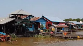 Visite du village flottant Mé Chrey à Siem Reap, Cambodge