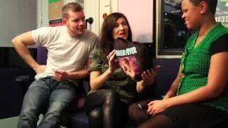 Russell Tovey and Sarah Solemani Kissing Lesson