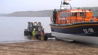 How to get a Lifeboat out of the sea - RNLI Scarborough