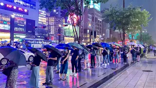 [4K] Walking in the Heavy Rain in Gangnam, Seoul Binaural City Sounds Rain Ambience 서울 강남의 폭우 내리는 밤