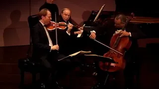 Beaux Arts Trio plays Schubert (2nd movement)