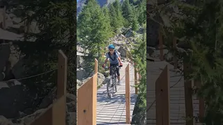 chute en vtt enfant drôle