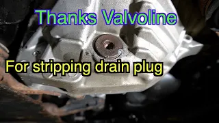 How to remove stripped hexagonal drain plug, how to remove stripped drain bolt, damaged drain plug