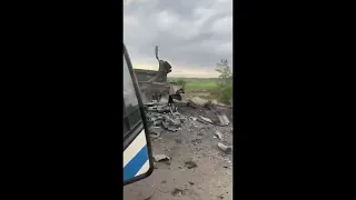 30 08 22 Приехала своим ходом с экипажем - отдала честь и салют РФ посмертный вырок джавелины ЗСУ