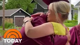 Watch: Teen Grads Surprise Their Former Kindergarten Teacher