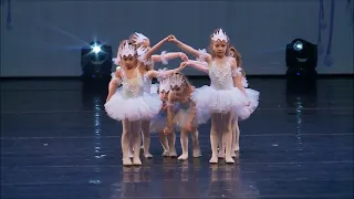 Танец "Волшебные Эльзы" дети 4-5 лет коллектив Best Star