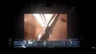 Roger Waters - Live in Hong Kong - Mother