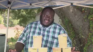 Houston 'Lemonade Man' gets community support after police tell him to move