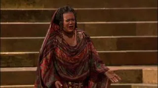 [HD] Ritorna Vincitor - Violeta Urmana (from Verdi's Aida)