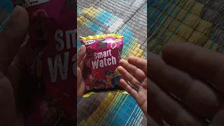 I GOT NEW GIFT IN🍟😱 SMART WATCH WALA NEW KURKURE PACKET #shorts #youtubeshorts  #freegiftinside