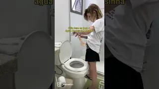 ESVAZIANDO MINHA BOLSA DE ILEOSTOMIA - indo no banheiro
