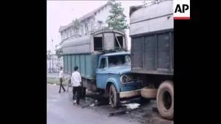 SYND 03/11/70 CASUALTIES AND BUILDINGS  DAMAGED BY ROCKET ATTACK